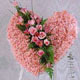 kalp pano karankil ve güller   Çankırı çiçek yolla 