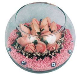  Çankırı İnternetten çiçek siparişi  cam fanus içerisinde 10 adet gül