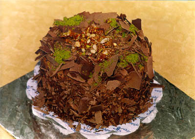 Çikolatali 4 ila 6 kisilik yas pasta  Çankırı anneler günü çiçek yolla 