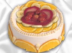 leziz pastane 4 ile 6 kisilik yas pasta meyvali yaspasta  Çankırı çiçek siparişi vermek 