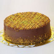 sanatsal pastaci 4 ile 6 kisilik krokan çikolatali yas pasta  Çankırı çiçek satışı 