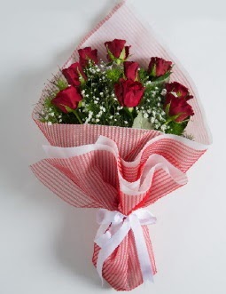 9 adet kırmızı gülden buket  Çankırı çiçek mağazası , çiçekçi adresleri 