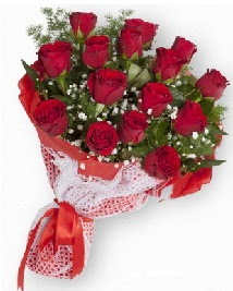 11 kırmızı gülden buket  Çankırı online çiçek gönderme sipariş 